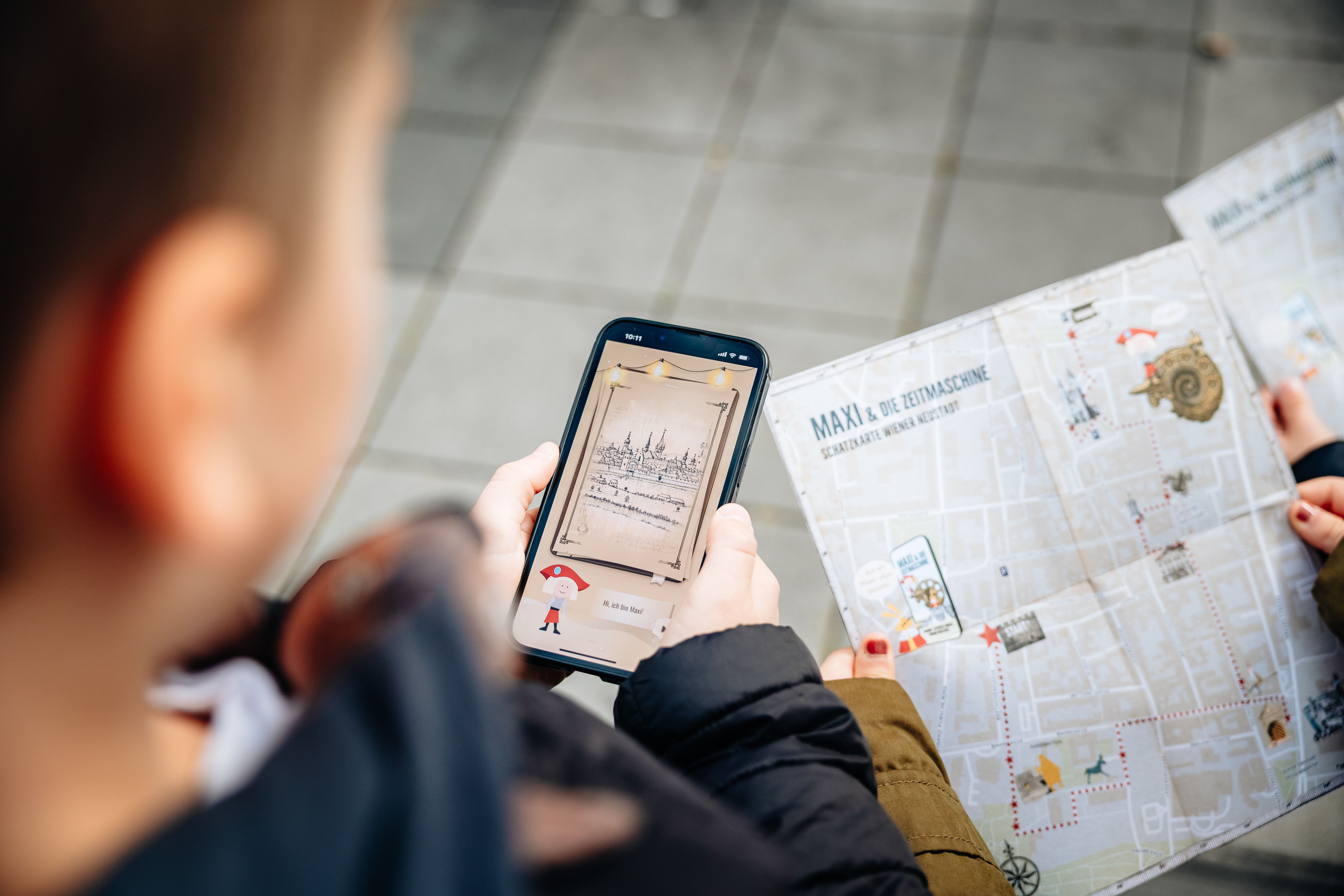 MaXi stellt sich am Startpunkt in der Beethovenallee vor